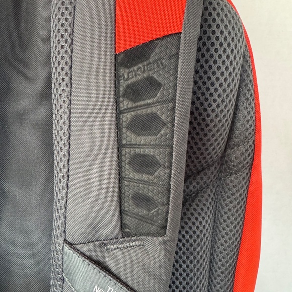 North Face Reese's Connector Backpack /Orange & Grey/Reflective Details/NWT/Rare - Picture 6 of 10